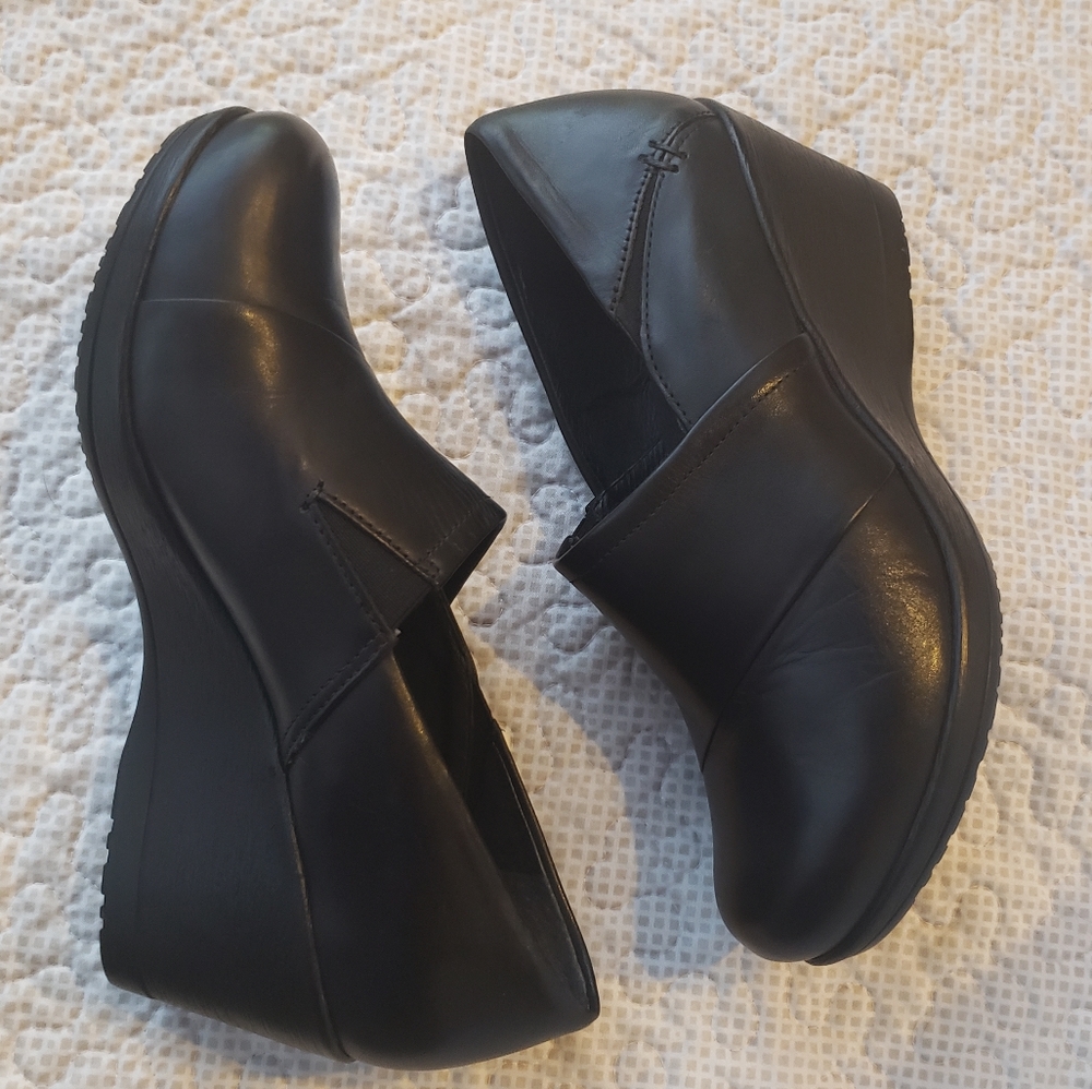 Black Dansko Wedges, size 39 (9)